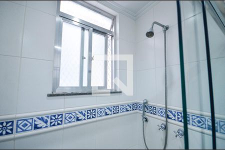 Apartamento à venda com 110m², 3 quartos e 1 vaga Apartamento à venda com 110m², 3 quartos e 1 vagaBanheiro Social