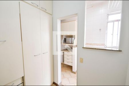 Apartamento à venda com 110m², 3 quartos e 1 vaga Apartamento à venda com 110m², 3 quartos e 1 vagaQuarto de Serviço