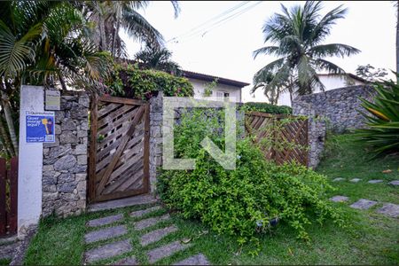 Casa de condomínio para alugar com 980m², 5 quartos e 2 vagas Casa de condomínio para alugar com 980m², 5 quartos e 2 vagasFachada/ Placa