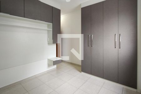 Apartamento para alugar com 74m², 2 quartos e 1 vaga Apartamento para alugar com 74m², 2 quartos e 1 vagaSuite