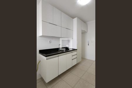 Apartamento para alugar com 74m², 2 quartos e 1 vaga Apartamento para alugar com 74m², 2 quartos e 1 vagaCozinha