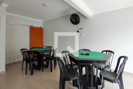 Apartamento para alugar com 74m², 2 quartos e 1 vaga Apartamento para alugar com 74m², 2 quartos e 1 vagaSala de Jogos