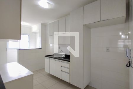 Apartamento para alugar com 74m², 2 quartos e 1 vaga Apartamento para alugar com 74m², 2 quartos e 1 vagaCozinha