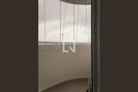 Apartamento à venda com 65m², 2 quartos e 2 vagasVaranda da Suíte 1