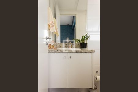 Apartamento à venda com 65m², 2 quartos e 2 vagasBanheiro da Suíte 1