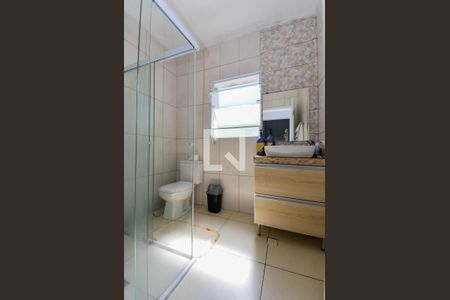 Casa à venda com 160m², 2 quartos e 2 vagasBanheiro