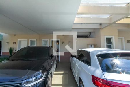 Casa de condomínio à venda com 127m², 3 quartos e 3 vagasFachada
