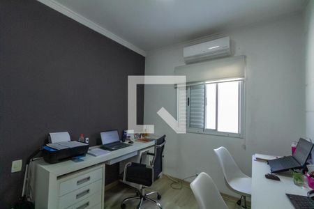 Casa de condomínio à venda com 127m², 3 quartos e 3 vagasQuarto 2