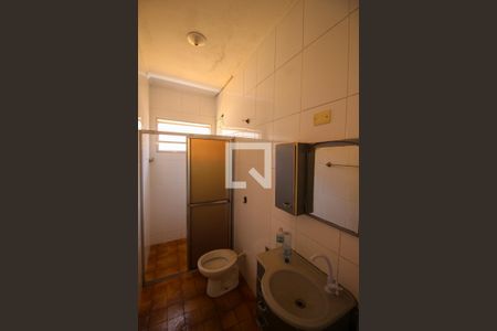 Casa à venda com 200m², 3 quartos e 1 vagaBanheiro 3