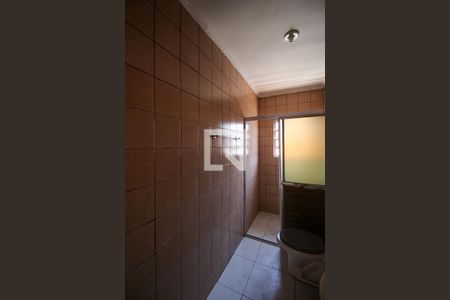 Casa à venda com 200m², 3 quartos e 1 vagaBanheiro 2