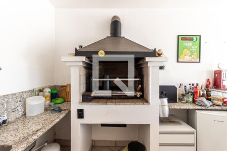 Casa à venda com 525m², 4 quartos e 4 vagas Casa à venda com 525m², 4 quartos e 4 vagasChurrasqueira