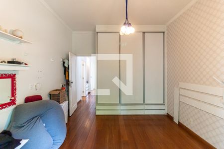 Casa à venda com 525m², 4 quartos e 4 vagas Casa à venda com 525m², 4 quartos e 4 vagasQuarto da Suíte 3