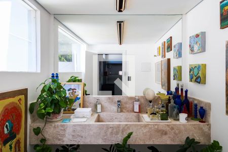 Casa à venda com 700m², 2 quartos e 10 vagasCopa