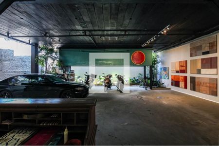 Casa à venda com 700m², 2 quartos e 10 vagasÁrea comum