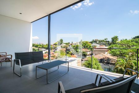 Casa à venda com 700m², 2 quartos e 10 vagasSacada/Quarto 1