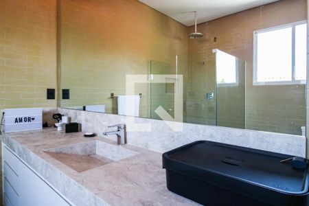 Casa à venda com 700m², 2 quartos e 10 vagasBanheiro