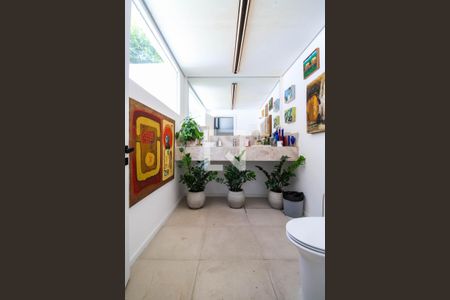 Casa à venda com 700m², 2 quartos e 10 vagasCopa