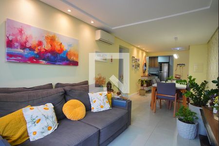 Sala de apartamento à venda com 2 quartos, 68m² em Petrópolis, Porto Alegre