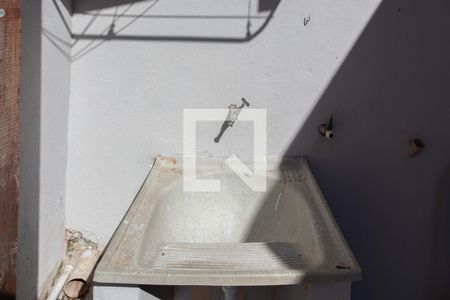 Casa para alugar com 80m², 2 quartos e 1 vagaÁrea de Serviço
