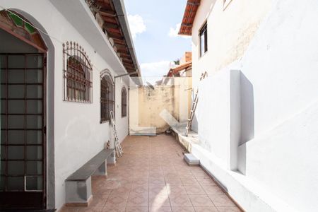 Casa para alugar com 80m², 2 quartos e 1 vagaFrente da casa