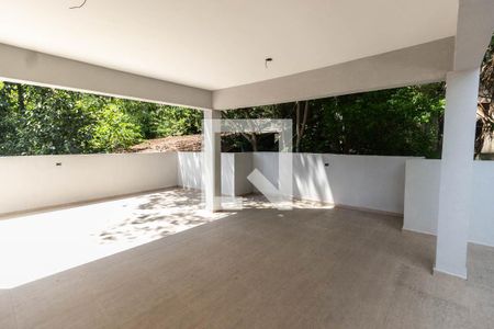 Apartamento à venda com 55m², 2 quartos e sem vagaÁrea comum