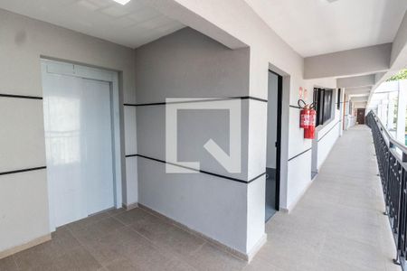 Apartamento à venda com 55m², 2 quartos e sem vagaElevador