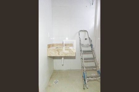 Apartamento à venda com 55m², 2 quartos e sem vagaBanheiro