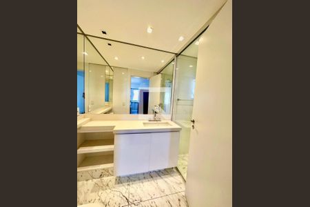 Apartamento à venda com 223m², 3 quartos e 4 vagasFoto 36