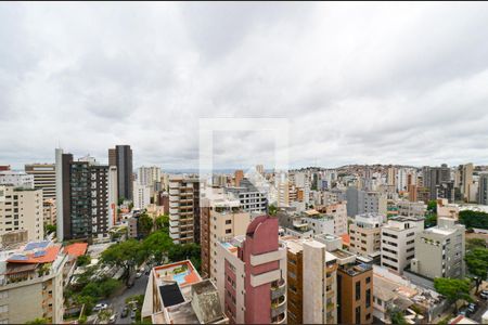 Apartamento à venda com 420m², 4 quartos e 5 vagasVista
