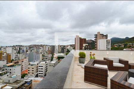 Apartamento à venda com 420m², 4 quartos e 5 vagasArea privativa/ piscina