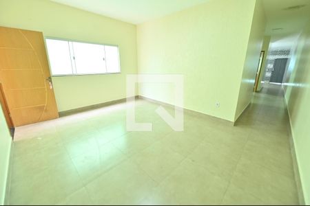 Sala de casa para alugar com 3 quartos, 360m² em Jardim Monte Serrat, Aparecida de Goiânia