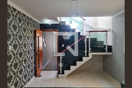 Casa à venda com 126m², 3 quartos e 3 vagas Casa à venda com 126m², 3 quartos e 3 vagasCozinha