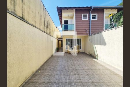 Casa à venda com 126m², 3 quartos e 3 vagas Casa à venda com 126m², 3 quartos e 3 vagasGaragem