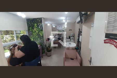 Apartamento à venda com 57m², 2 quartos e 1 vagaÁrea comum 