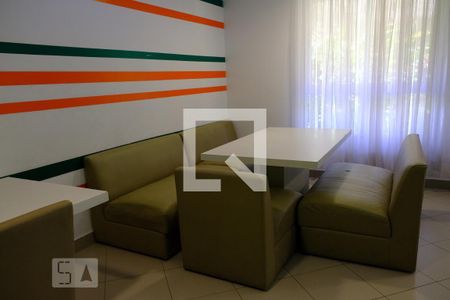 Apartamento à venda com 57m², 2 quartos e 1 vagaÁrea comum 