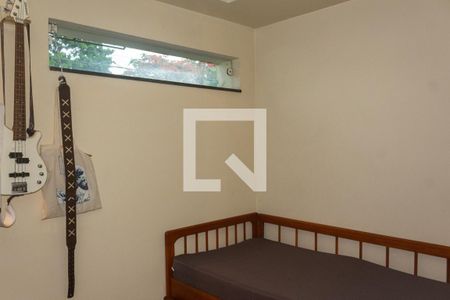 Casa à venda com 252m², 3 quartos e 3 vagasQuarto de Serviço