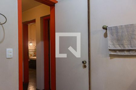 Casa à venda com 252m², 3 quartos e 3 vagasBanheiro