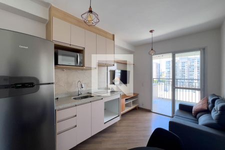 Sala e cozinha de apartamento para alugar com 1 quarto, 35m² em Ipiranga, São Paulo