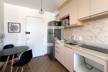 Sala e cozinha de apartamento para alugar com 1 quarto, 35m² em Ipiranga, São Paulo