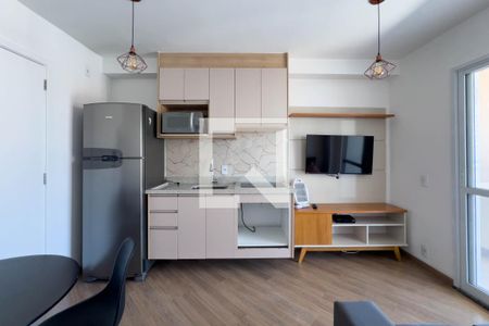Sala e cozinha de apartamento para alugar com 1 quarto, 35m² em Ipiranga, São Paulo