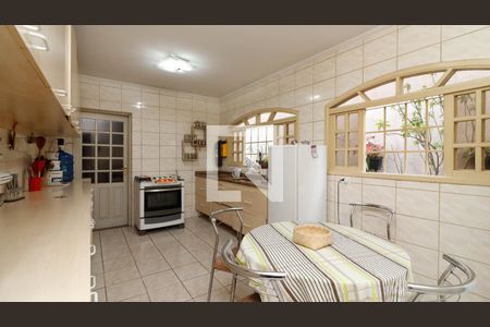 Casa à venda com 127m², 3 quartos e 2 vagasCozinha