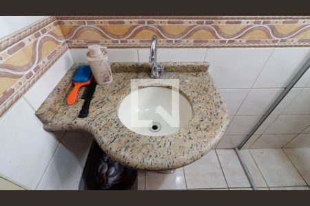 Casa à venda com 127m², 3 quartos e 2 vagasBanheiro