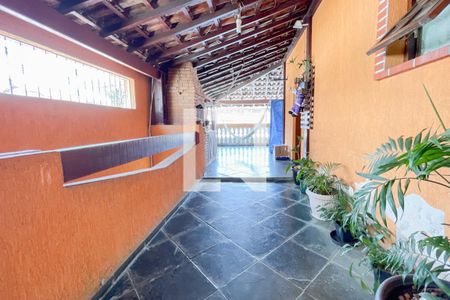 Sacada de casa à venda com 2 quartos, 125m² em Bairro dos Casa, São Bernardo do Campo