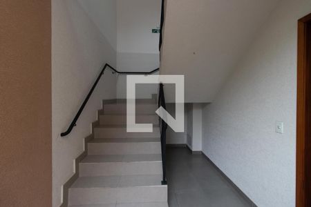 Apartamento para alugar com 87m², 1 quarto e 1 vaga Apartamento para alugar com 87m², 1 quarto e 1 vagaEscada