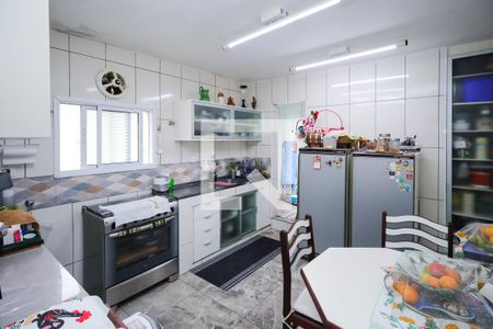 Casa à venda com 190m², 5 quartos e 4 vagasCasa 2: Cozinha