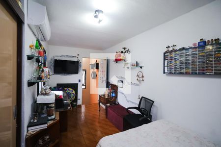 Casa à venda com 190m², 5 quartos e 4 vagasCasa 2: Quarto 4