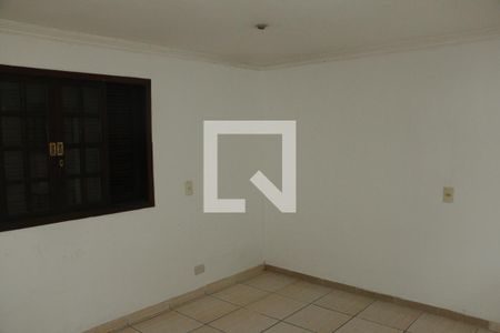 Sala de casa para alugar com 3 quartos, 132m² em Guarani, Rio de Janeiro