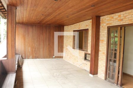 Casa para alugar com 132m², 3 quartos e 3 vagasÁrea Externa