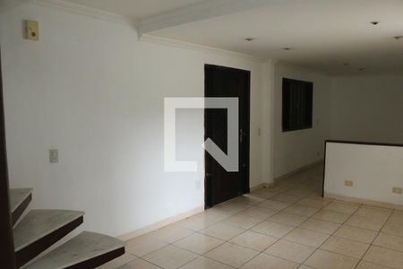 Sala de casa para alugar com 3 quartos, 132m² em Guarani, Rio de Janeiro