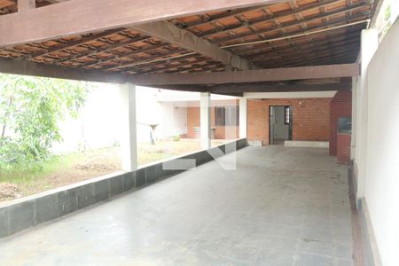 Casa para alugar com 132m², 3 quartos e 3 vagasÁrea Externa